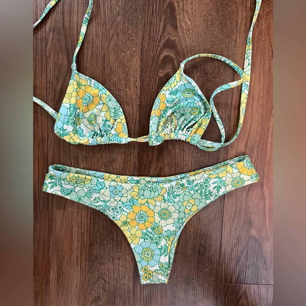 Kulani Kini Cheeky Bikini size Small